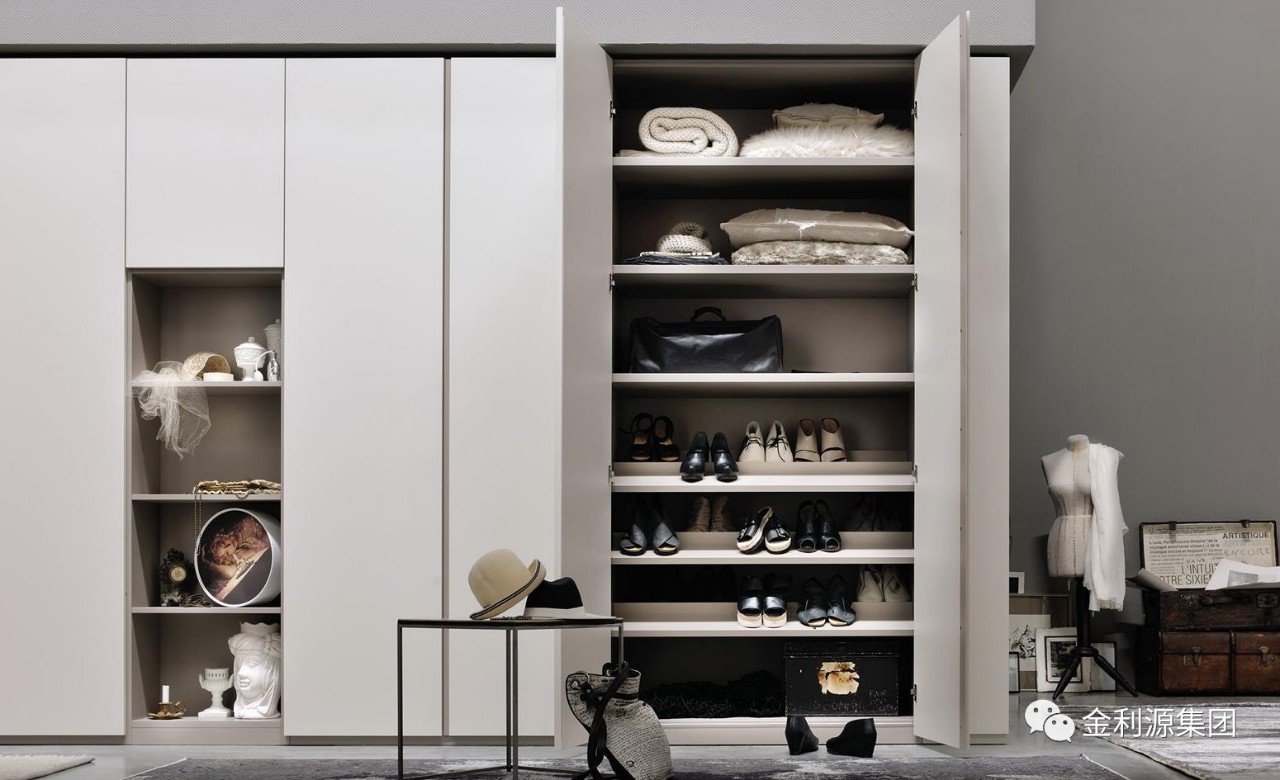 這么漂亮的衣帽間，一定要給心愛(ài)的她裝一個(gè)！