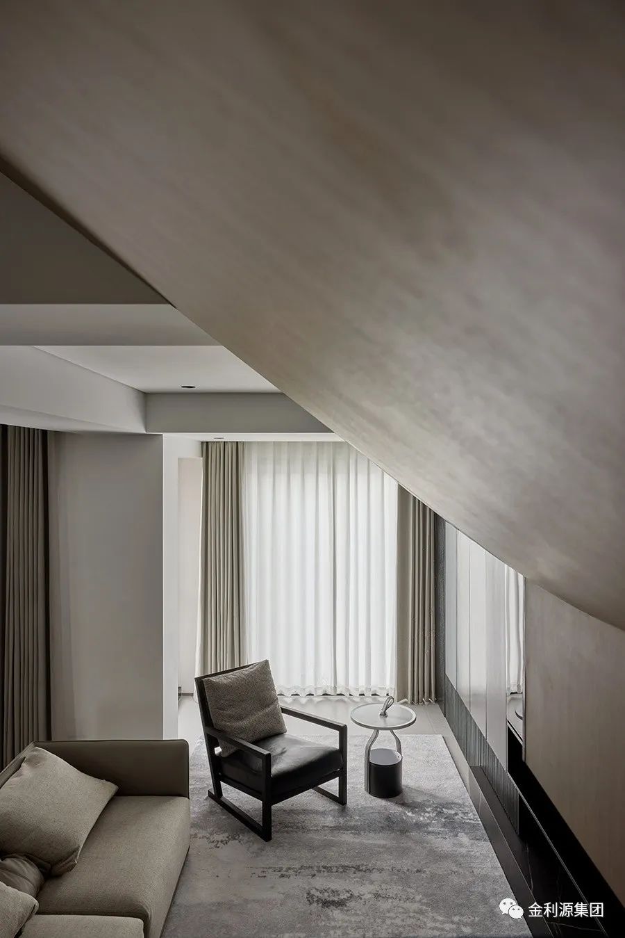 金利源 | 簡約黑，高冷而不失優(yōu)雅