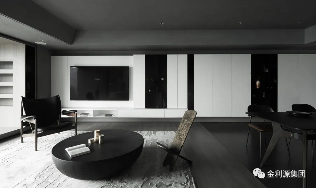 金利源 | 黑與白，打造時尚自然家
